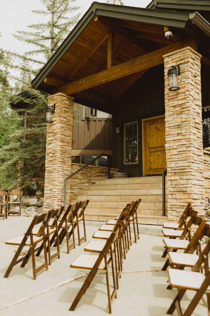 intimate mountain wedding chairs