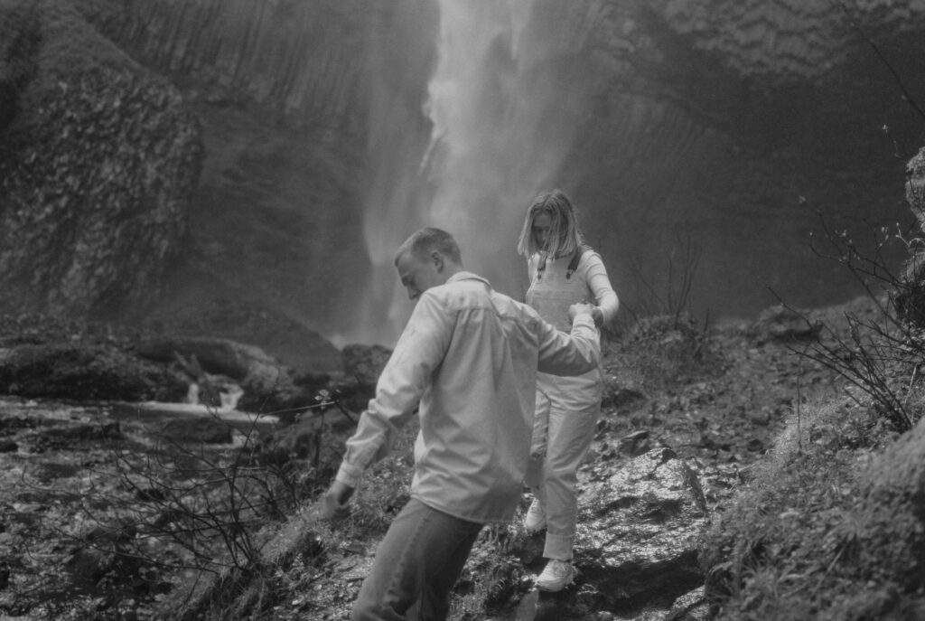 couple exploring Latourell falls