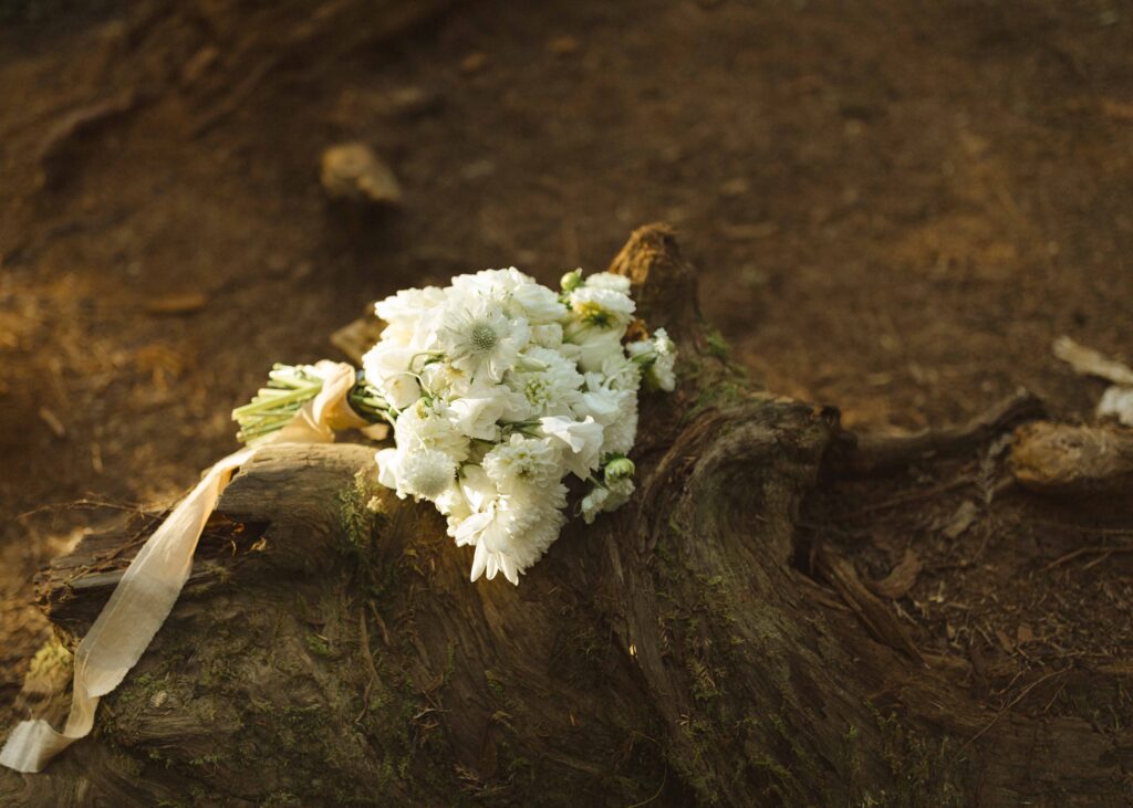 detail florals at a redwoods elopement 