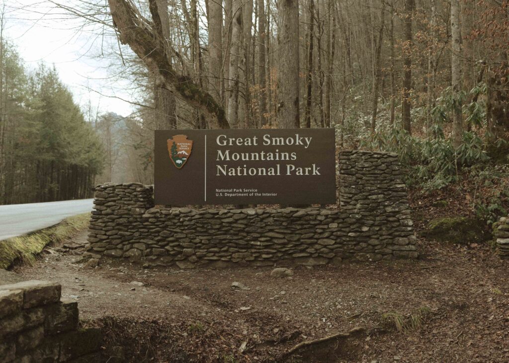 the national park sign of Great Smoky Mountains 