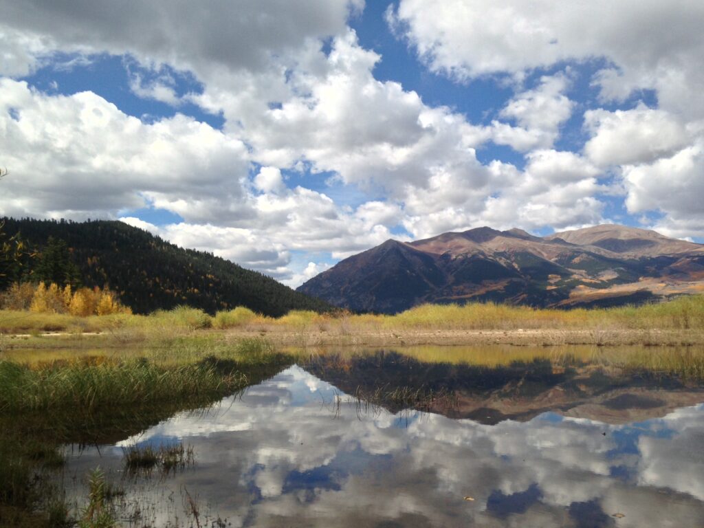 twin lakes a free Colorado wedding location 