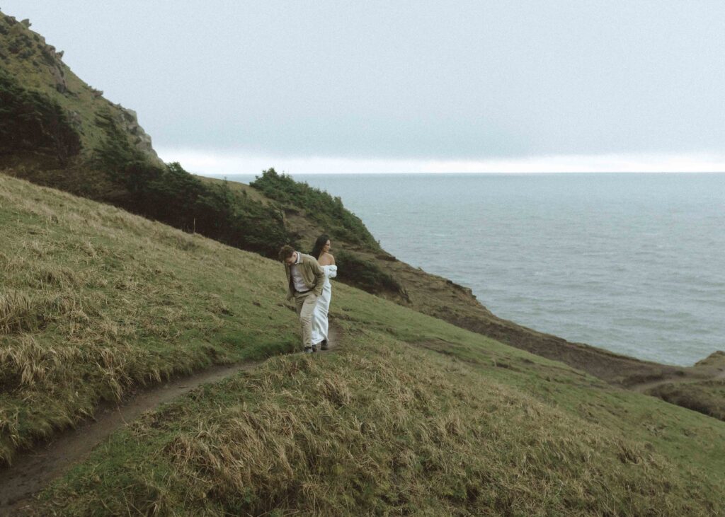 couple walking for their Oregon elopement