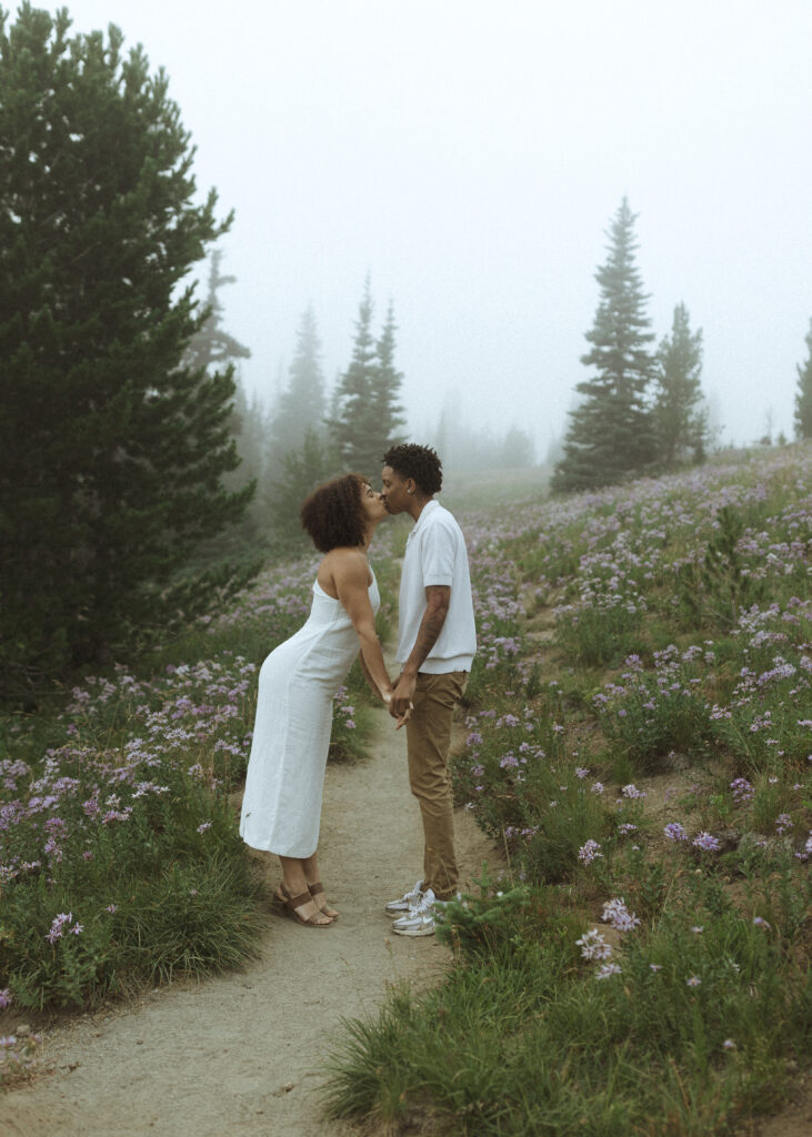 couple posing for their Washington couples photos