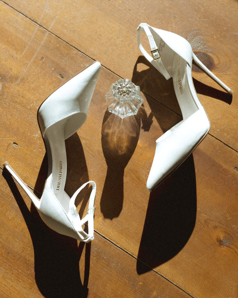 brides shoe details at Roca Ridge Events 